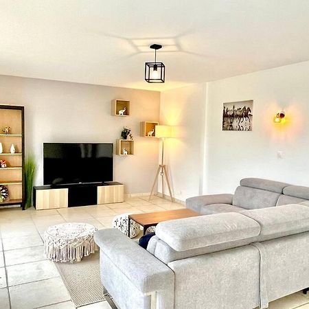 Charmante Villa Pour 10 Personnes Saint-Augustin  Luaran gambar