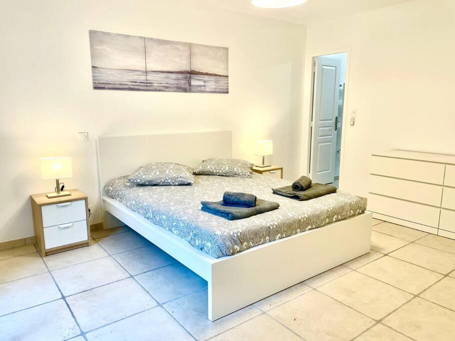 Charmante Villa Pour 10 Personnes Saint-Augustin  Luaran gambar